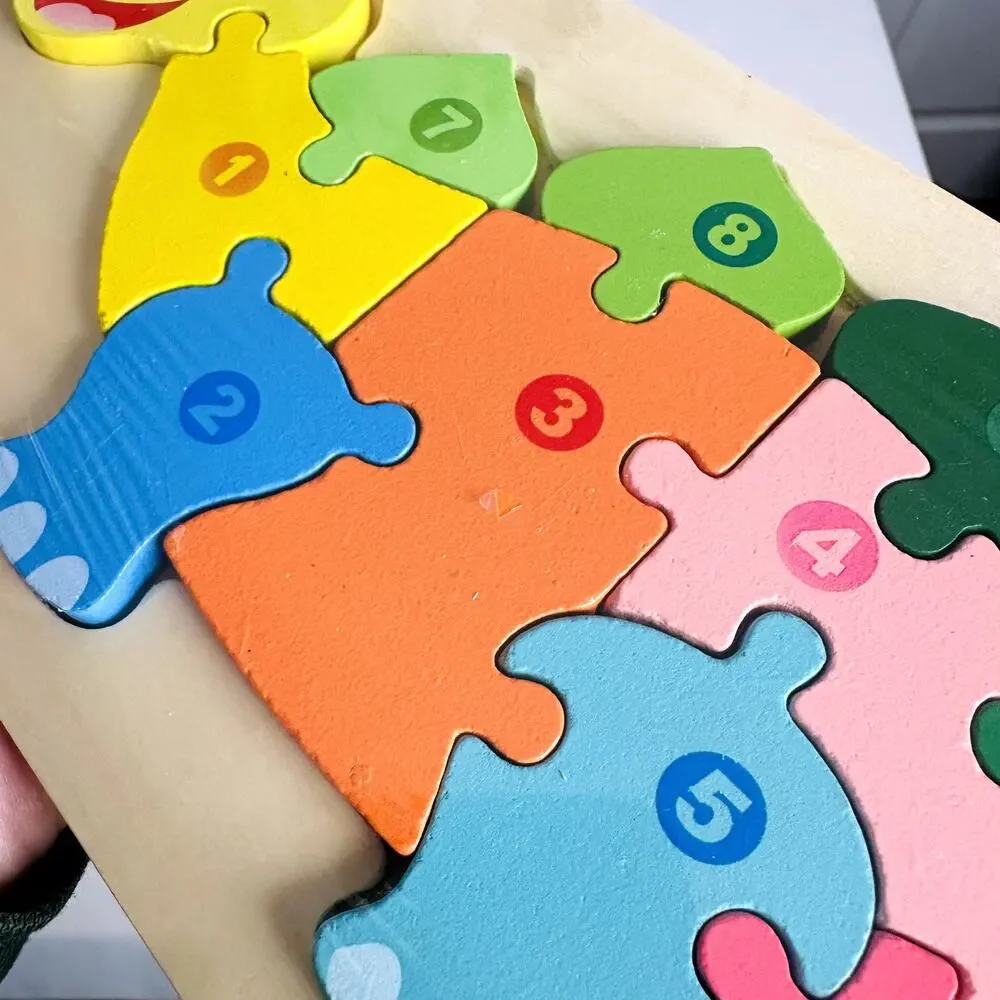 NEW Dinosaur Education Numbered Color Block Wooden Puzzle (SEALED)